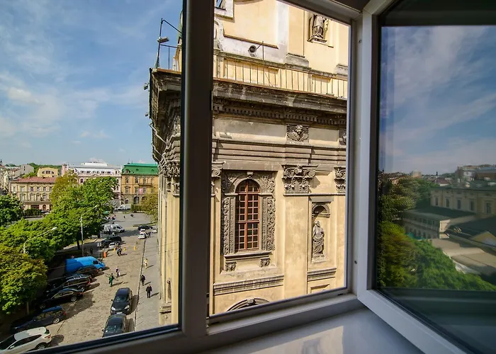 Premium Hostel Львів